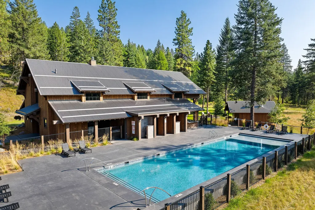 237 Timberjack Trail Bigfork MT 59911