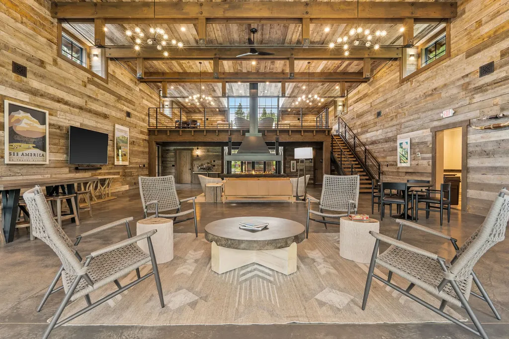 237 Timberjack Trail Bigfork MT 59911