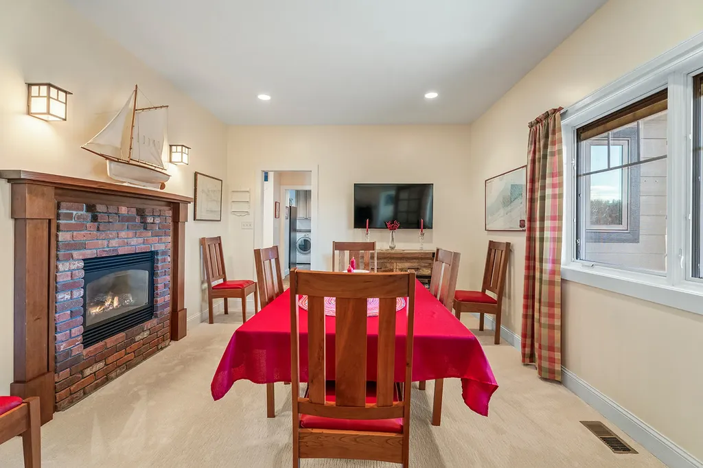 3934 E Shore Drive Helena MT 59602