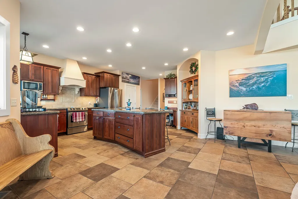 3934 E Shore Drive Helena MT 59602