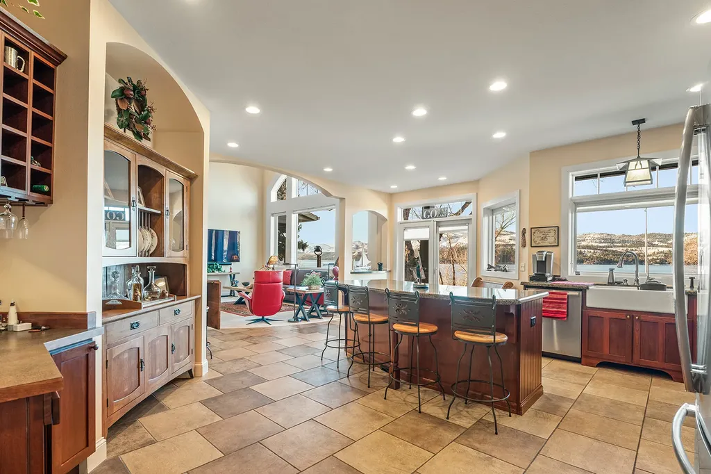 3934 E Shore Drive Helena MT 59602