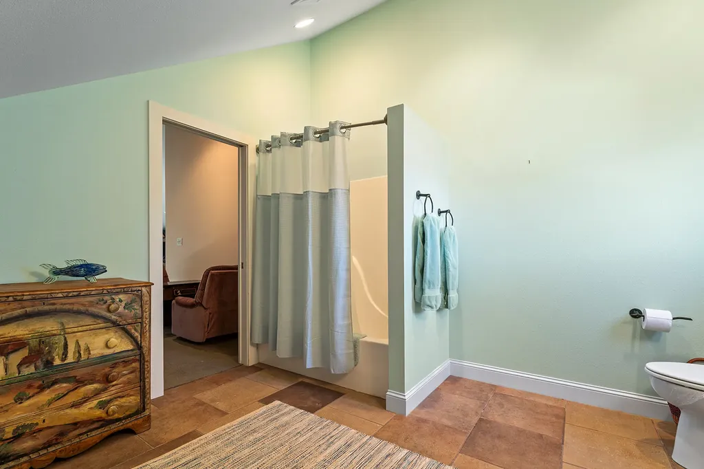 3934 E Shore Drive Helena MT 59602