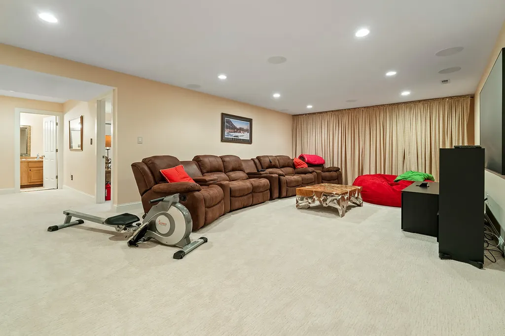 3934 E Shore Drive Helena MT 59602
