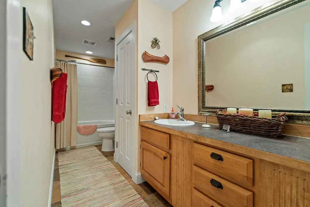 3934 E Shore Drive Helena MT 59602