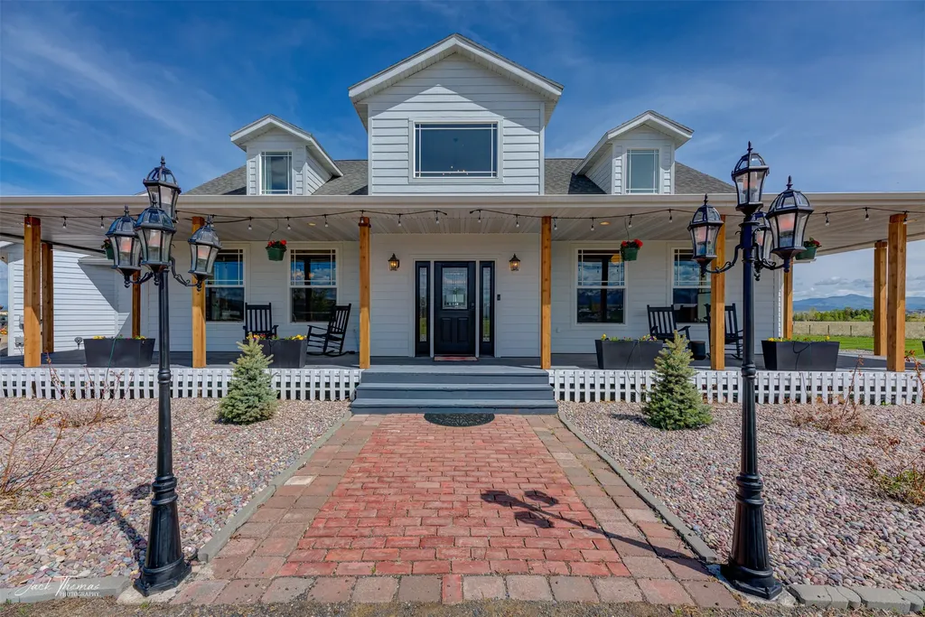 1142 E Lewis Street East Helena MT 59635