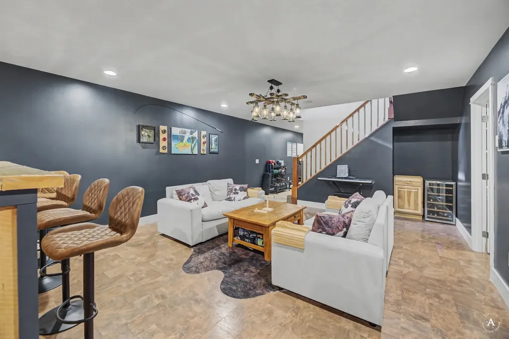 1142 E Lewis Street East Helena MT 59635