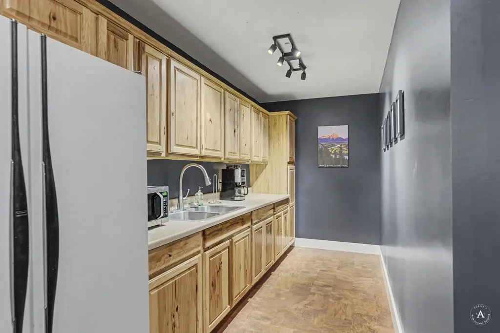 1142 E Lewis Street East Helena MT 59635