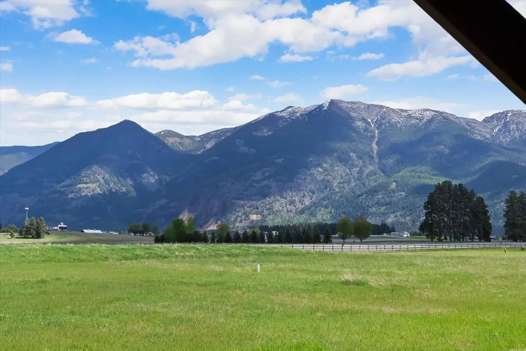 756 Sweetgrass Ranch Road Kalispell MT 59901