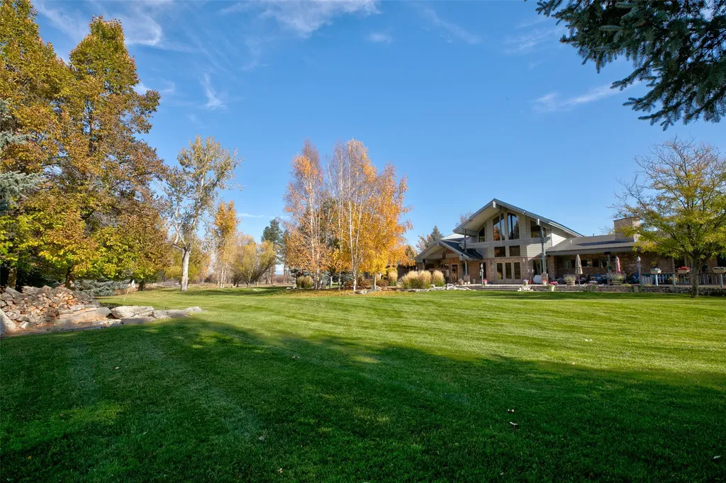 2725 River Bend Lane Stevensville MT 59870