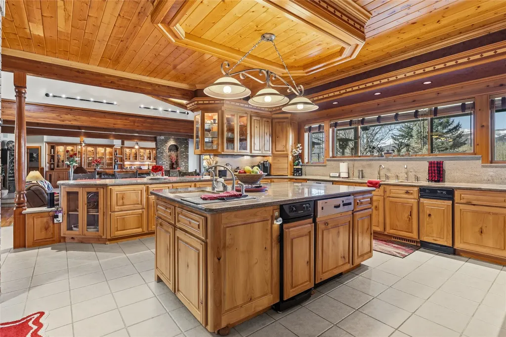 2725 River Bend Lane Stevensville MT 59870