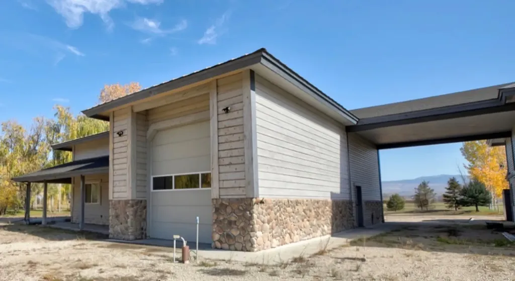 2725 River Bend Lane Stevensville MT 59870