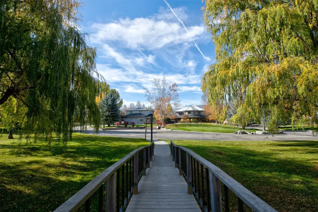 2725 River Bend Lane Stevensville MT 59870