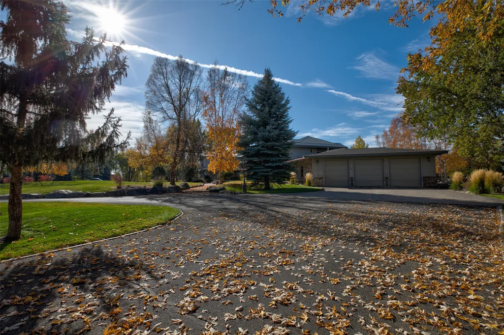 2725 River Bend Lane Stevensville MT 59870