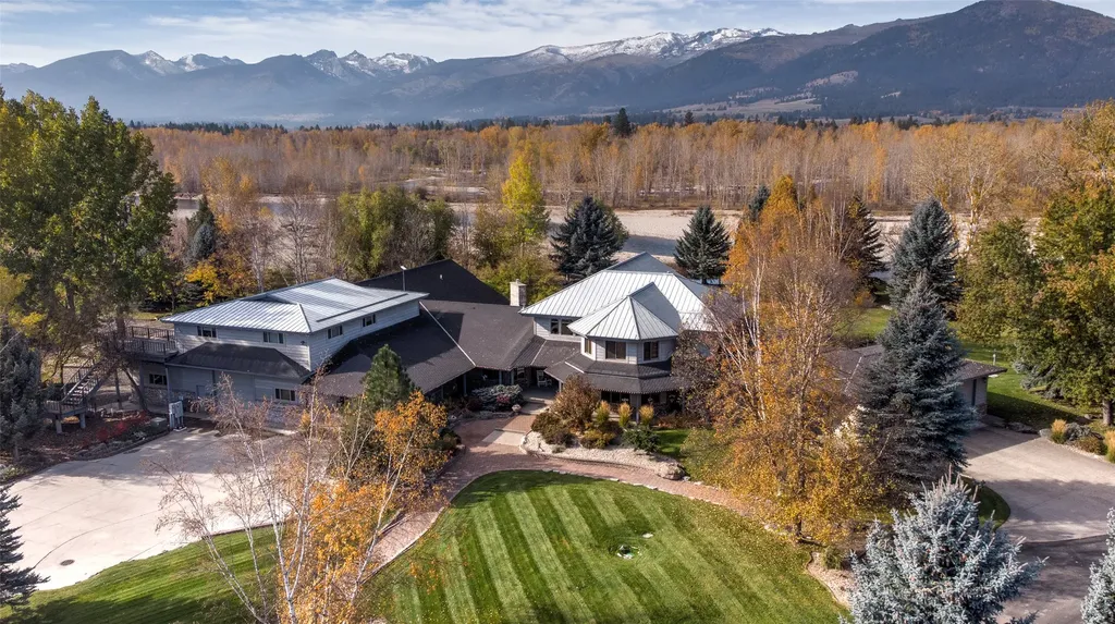 2725 River Bend Lane Stevensville MT 59870