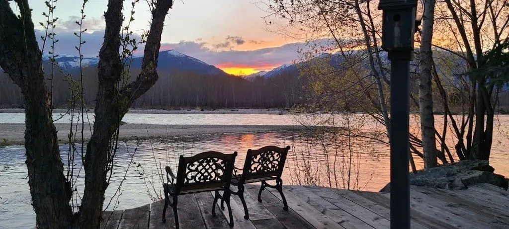 2725 River Bend Lane Stevensville MT 59870
