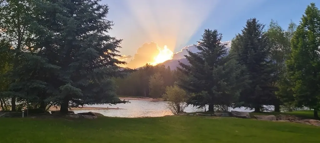 2725 River Bend Lane Stevensville MT 59870