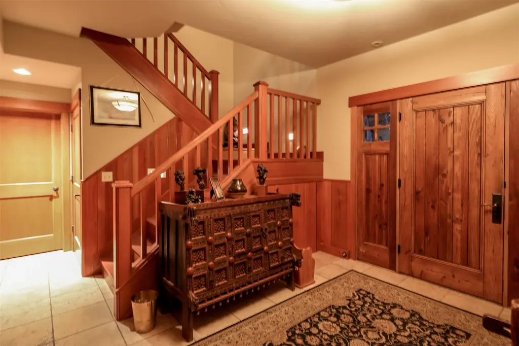 15024 Yenne Point Road Bigfork MT 59911