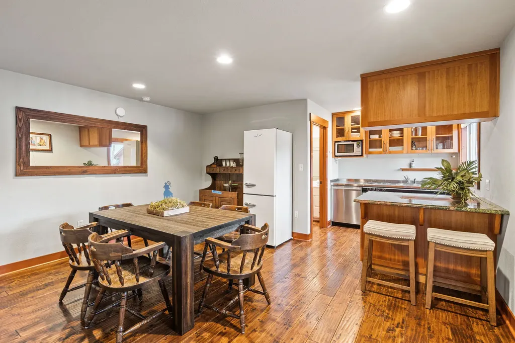 15024 Yenne Point Road Bigfork MT 59911