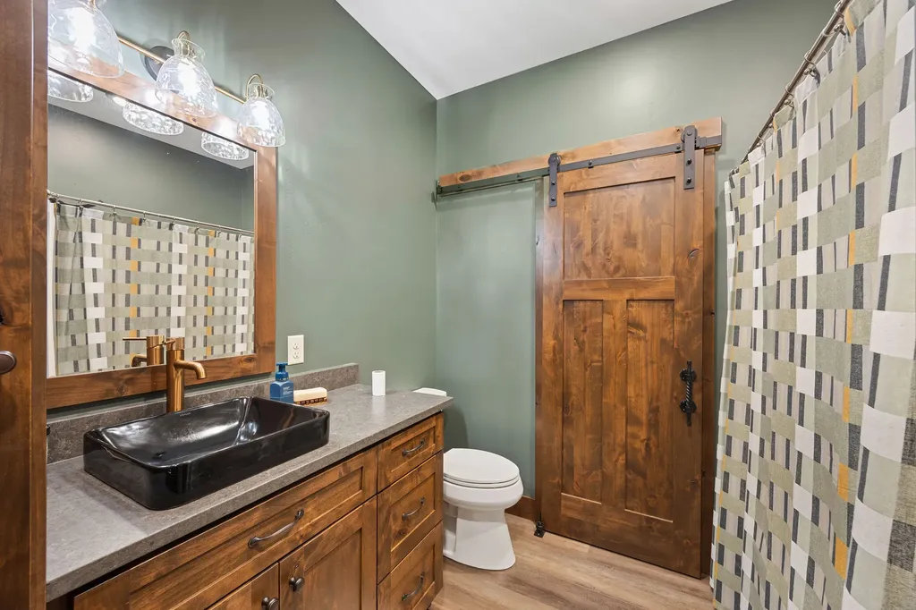 2191 Houghton Creek Road Libby MT 59923