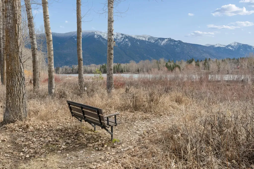 23 Cedar Pointe Loop Columbia Falls MT 59912