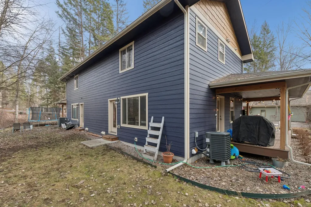 23 Cedar Pointe Loop Columbia Falls MT 59912