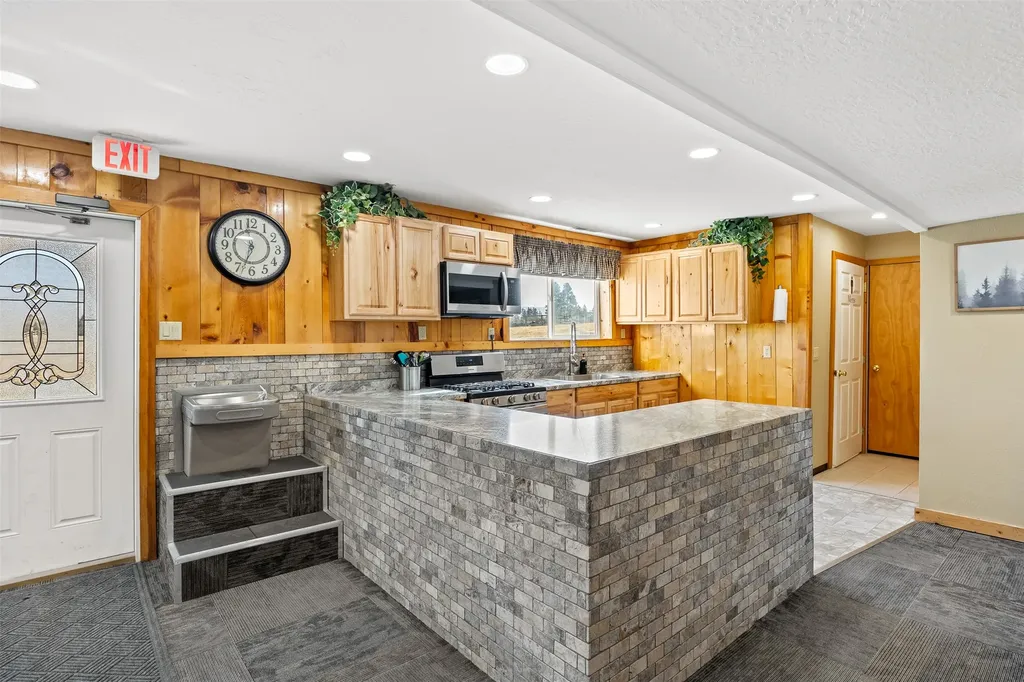 6023 Sun Valley Road Lolo MT 59847