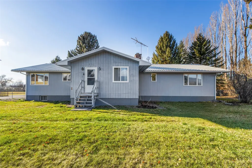 2875 Helena Flats Road Kalispell MT 59901