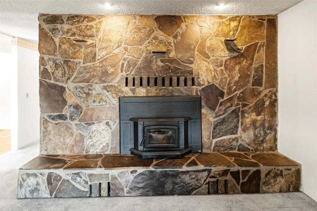2875 Helena Flats Road Kalispell MT 59901