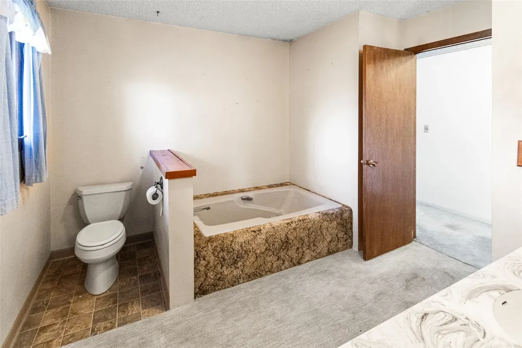 2875 Helena Flats Road Kalispell MT 59901