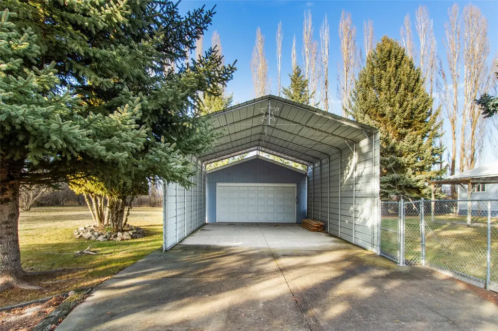 2875 Helena Flats Road Kalispell MT 59901