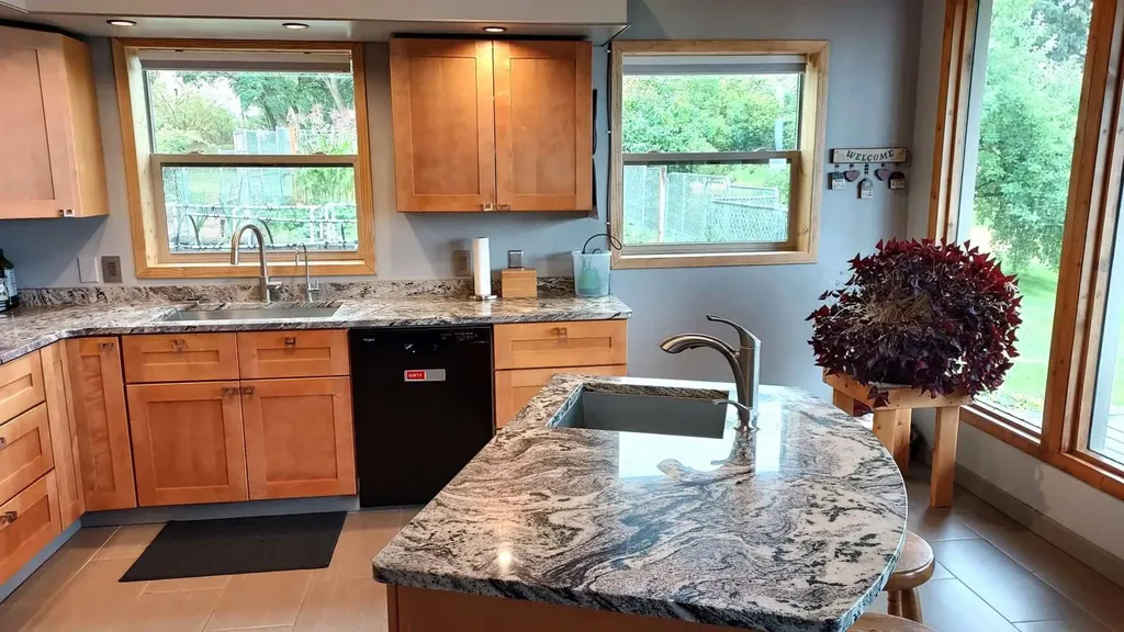 1025 Iron Cap Drive Stevensville MT 59870
