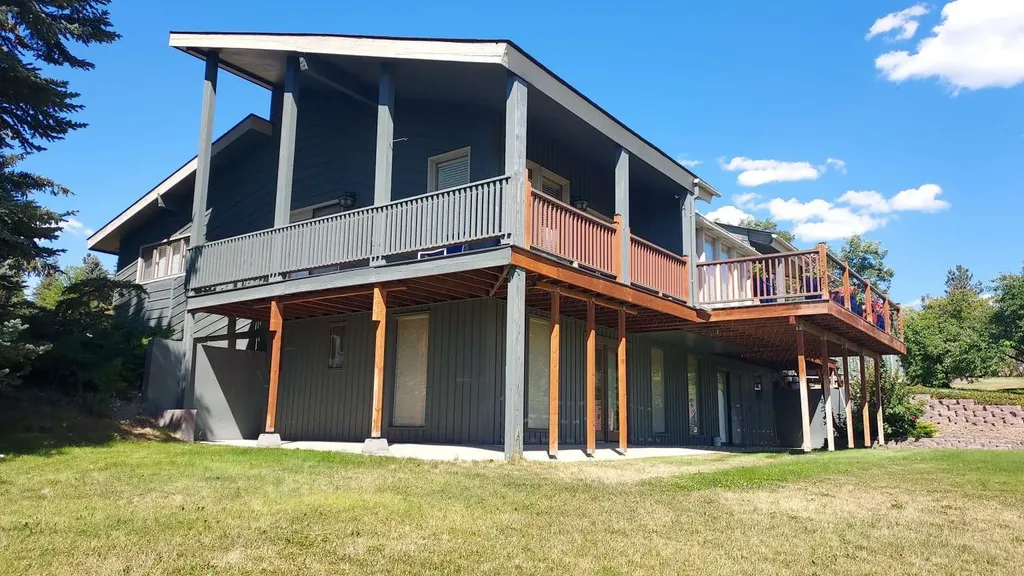 1025 Iron Cap Drive Stevensville MT 59870
