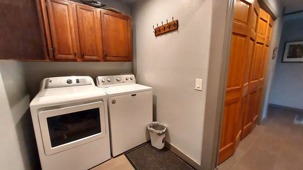 1025 Iron Cap Drive Stevensville MT 59870
