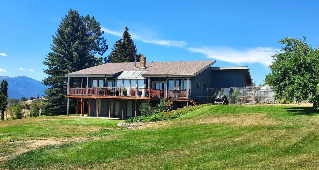 1025 Iron Cap Drive Stevensville MT 59870