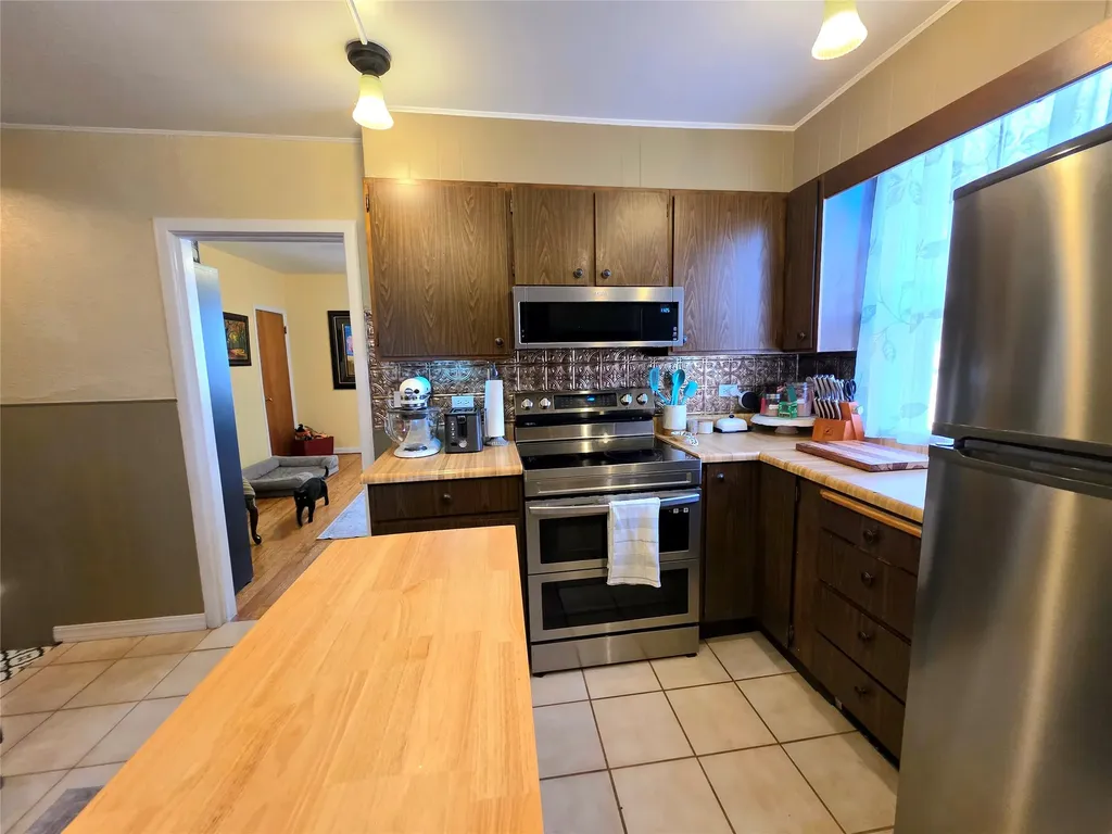 1009 Caledonia Street Butte MT 59701