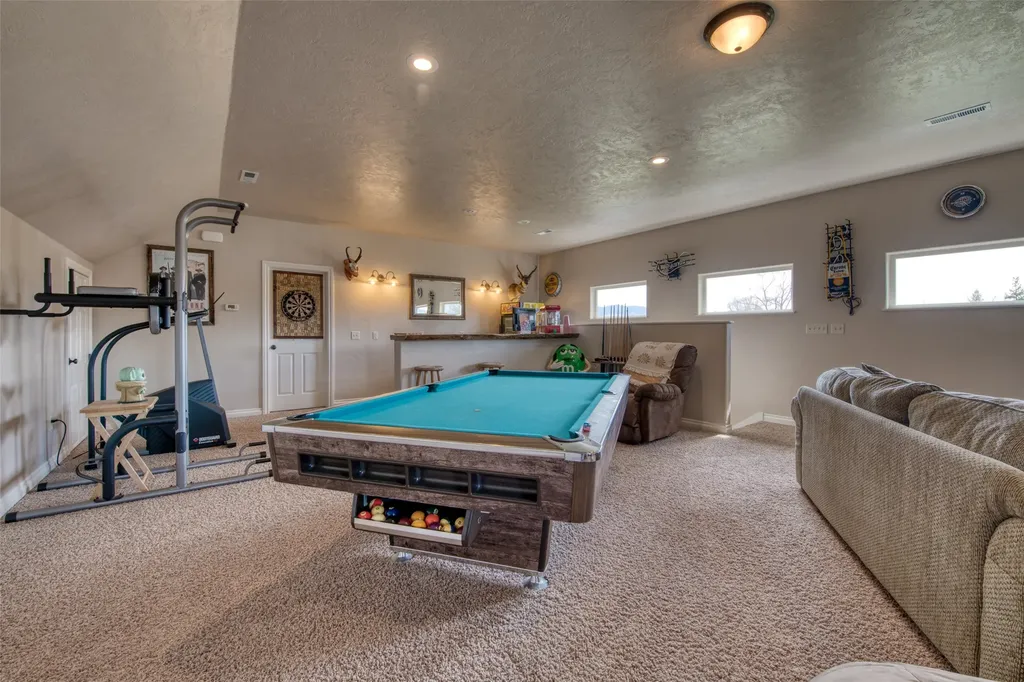 375 Whispering Willow Way Corvallis MT 59828