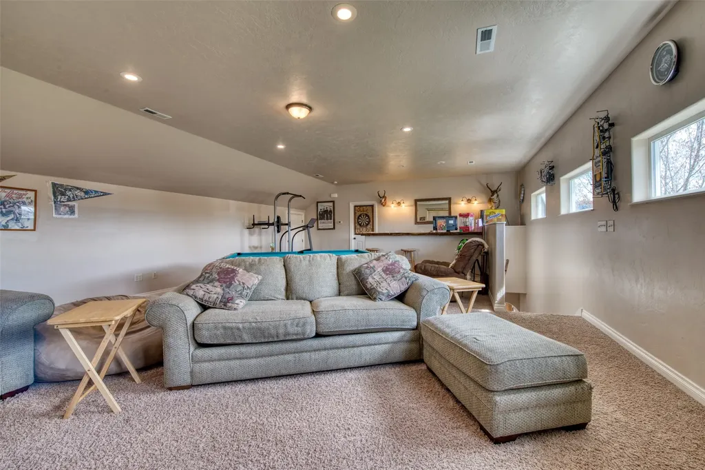 375 Whispering Willow Way Corvallis MT 59828