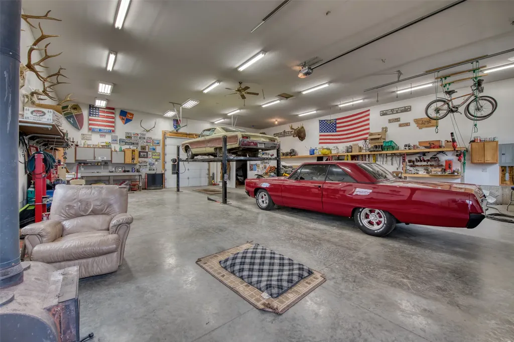 375 Whispering Willow Way Corvallis MT 59828
