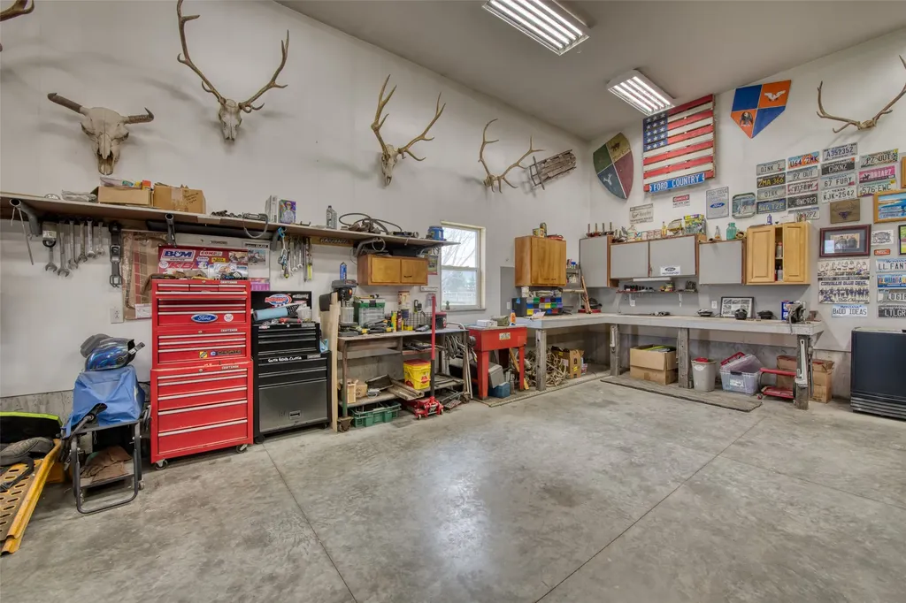 375 Whispering Willow Way Corvallis MT 59828