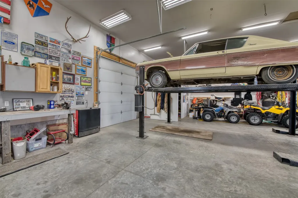 375 Whispering Willow Way Corvallis MT 59828