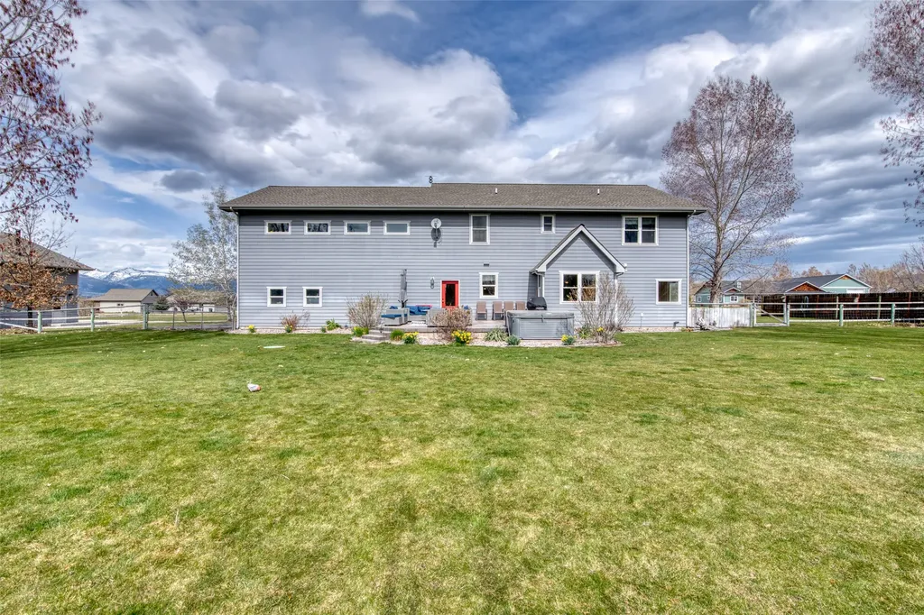 375 Whispering Willow Way Corvallis MT 59828