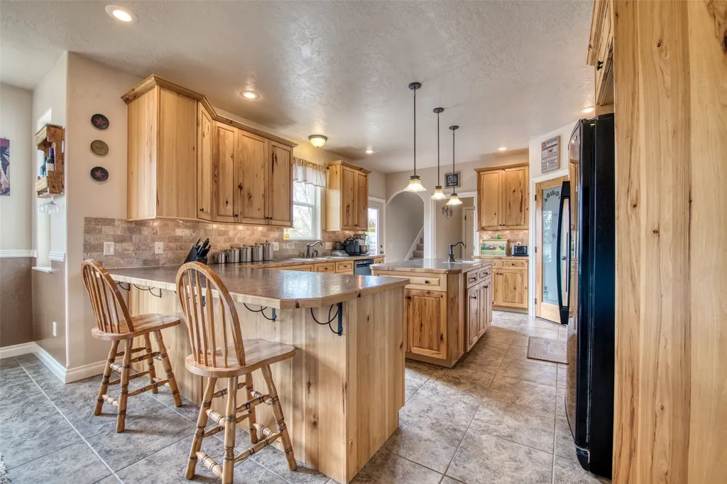 375 Whispering Willow Way Corvallis MT 59828