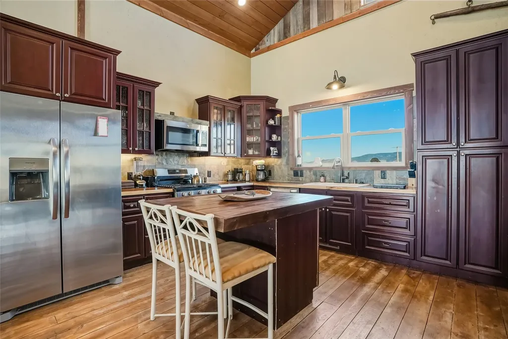 375 Double D Road Stevensville MT 59870