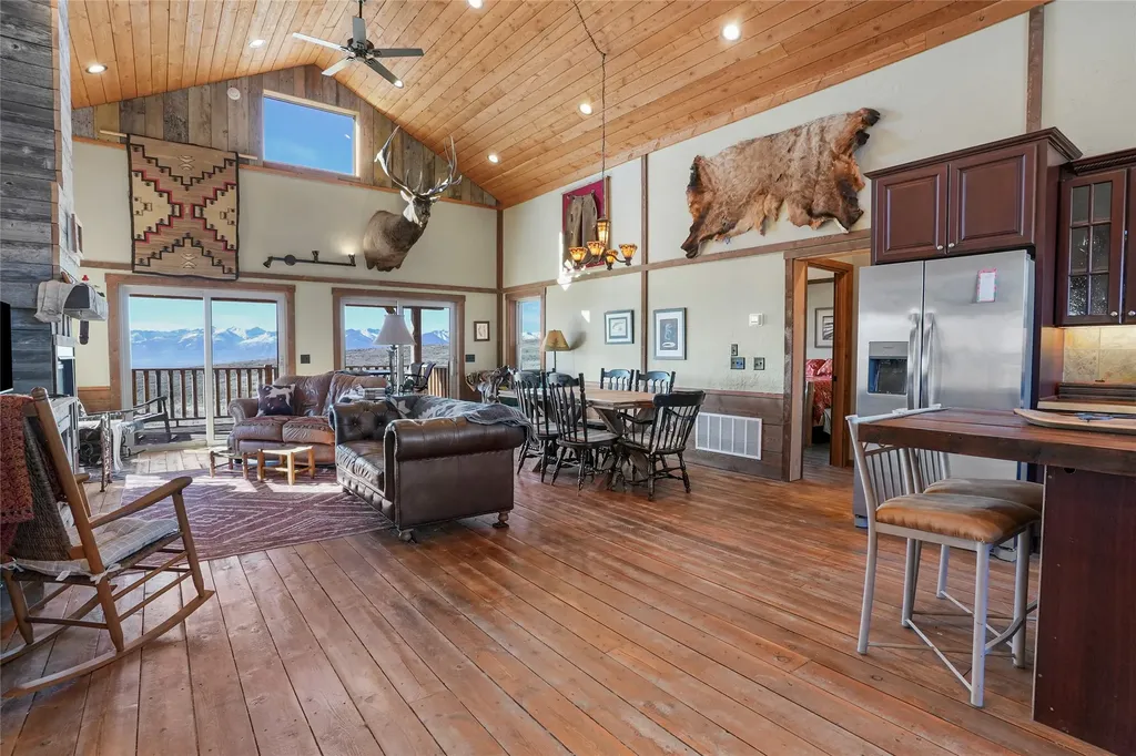 375 Double D Road Stevensville MT 59870