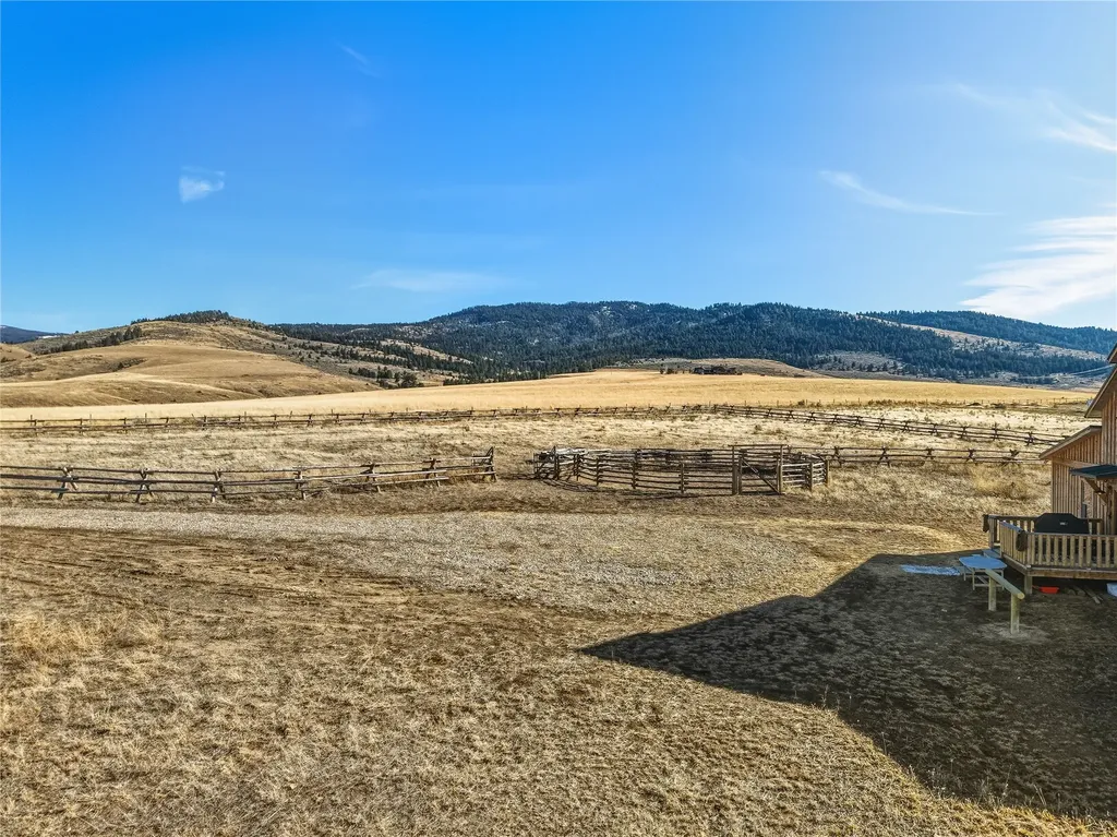 375 Double D Road Stevensville MT 59870