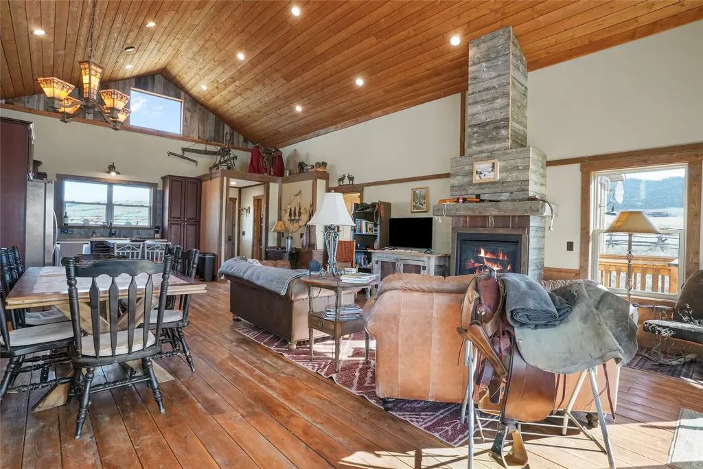 375 Double D Road Stevensville MT 59870