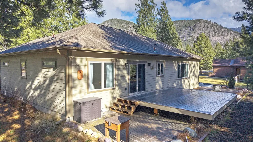 955 Reardon Lane Alberton MT 59820