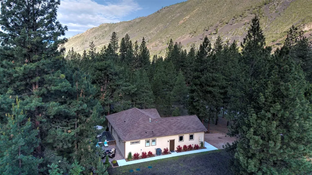 955 Reardon Lane Alberton MT 59820