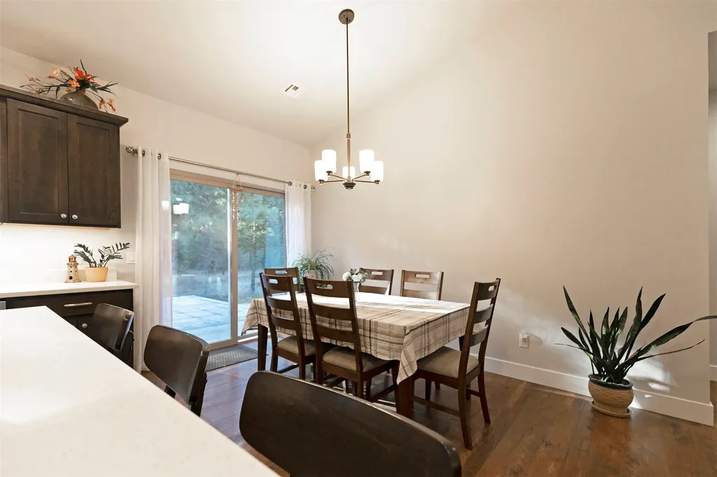 955 Reardon Lane Alberton MT 59820