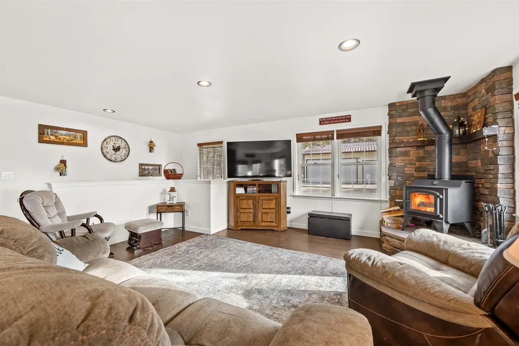 333 Hillview Drive Stevensville MT 59870